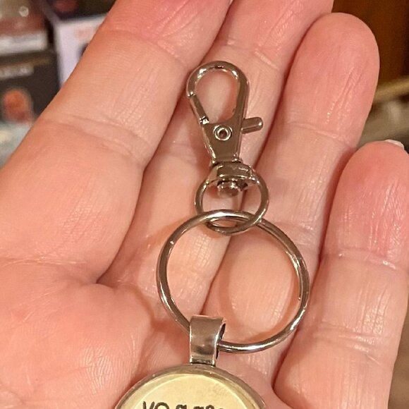 (2/$12,4/$20) Veggie Chick Keychain - Picture 2 of 3